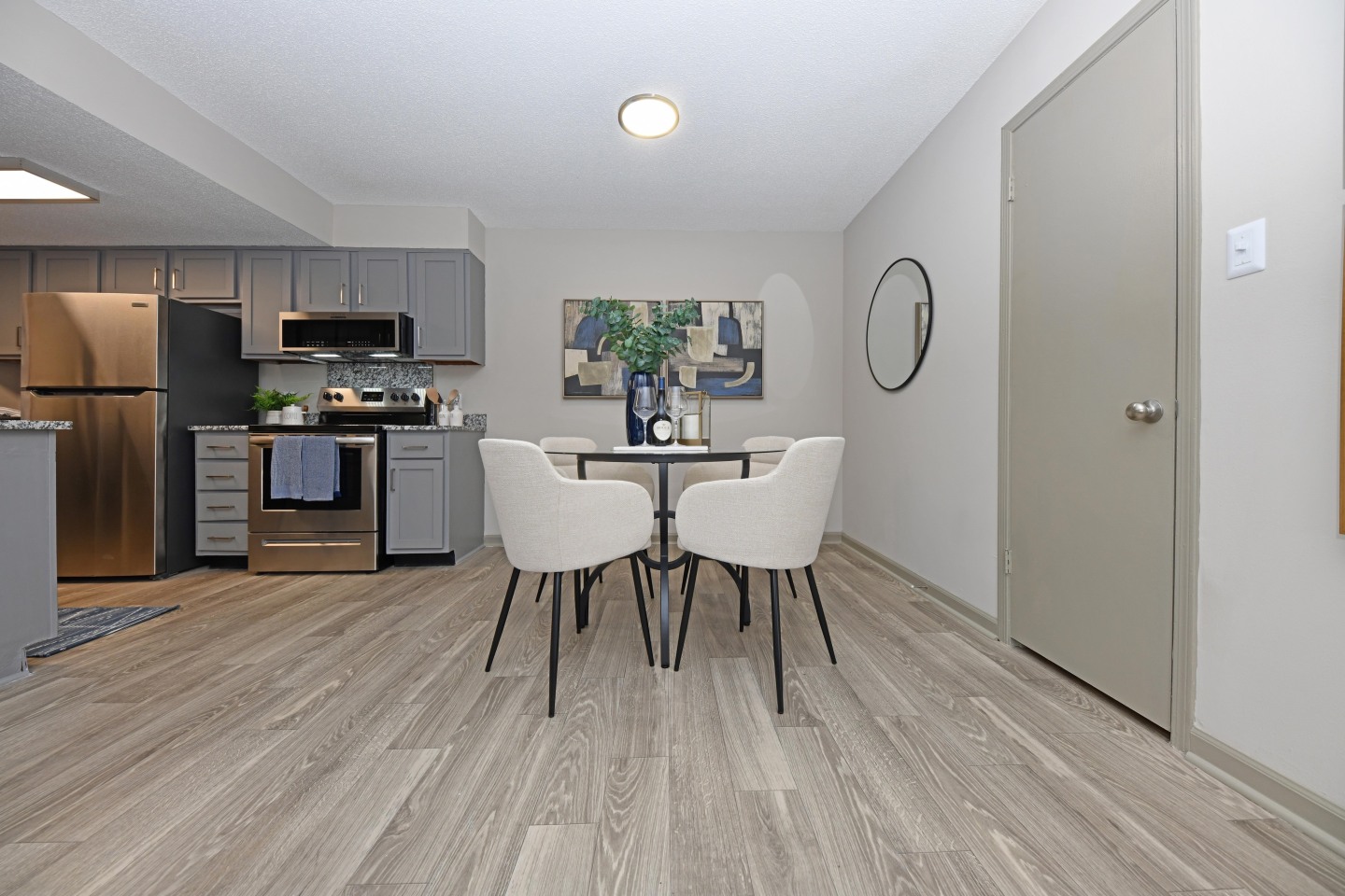 Preston Apartment Homes Image 3