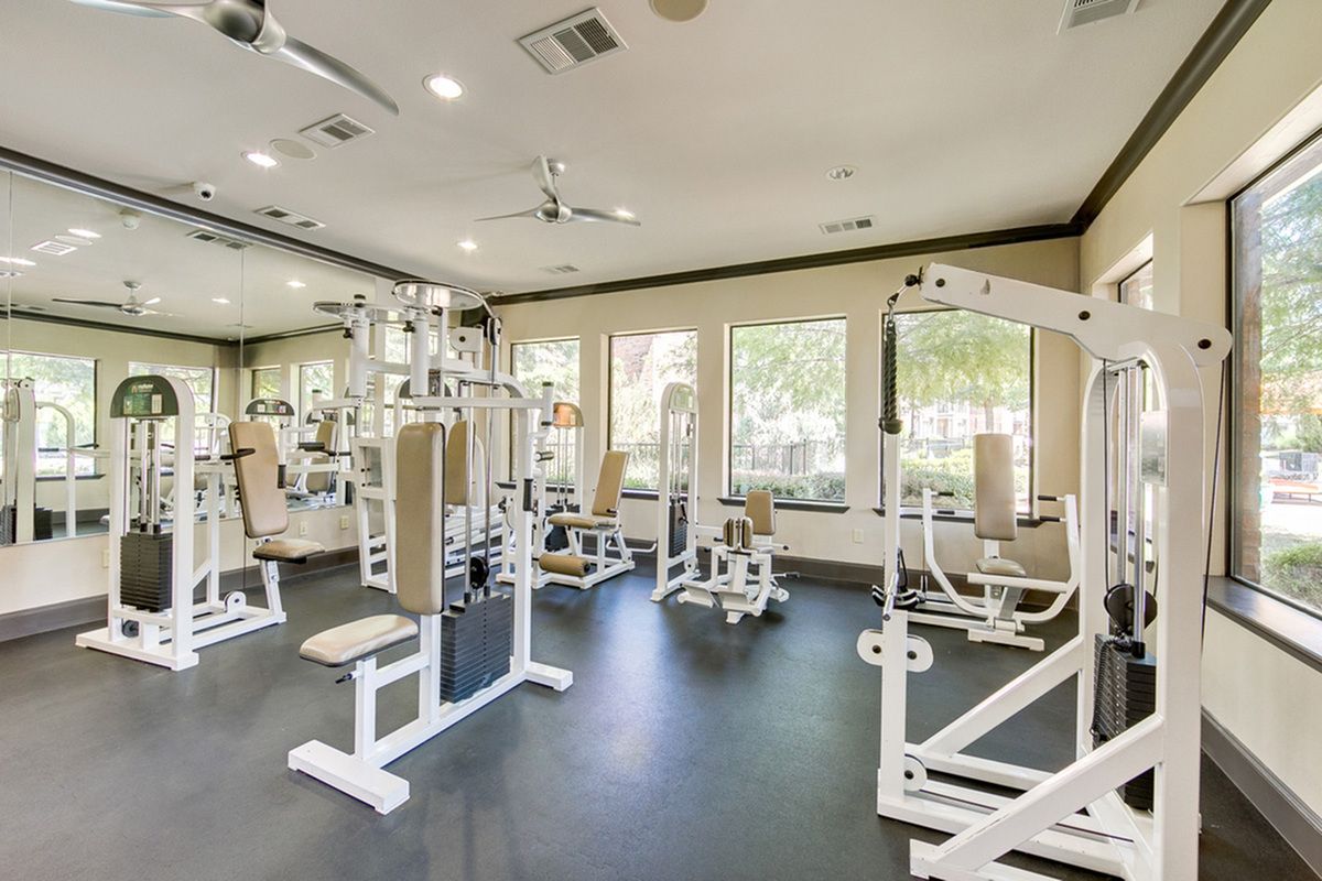 Enclave on Golden Triangle Apartments Image 14