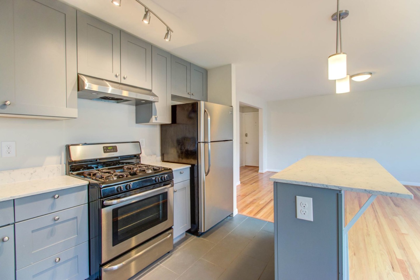 1418 Apartments Image 1
