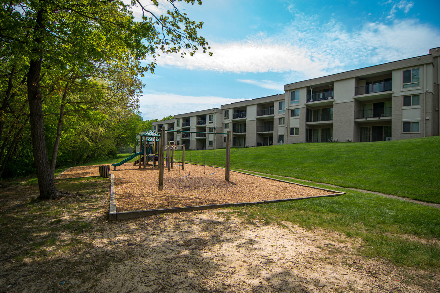 Ashley Apartments Image 39