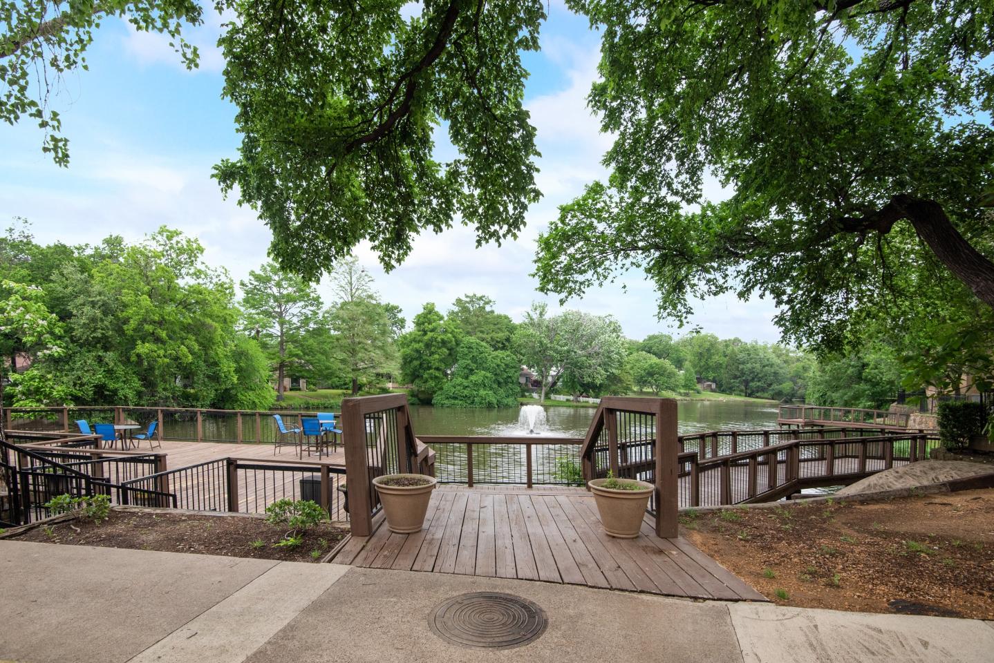 Lakefront Villas Image 18