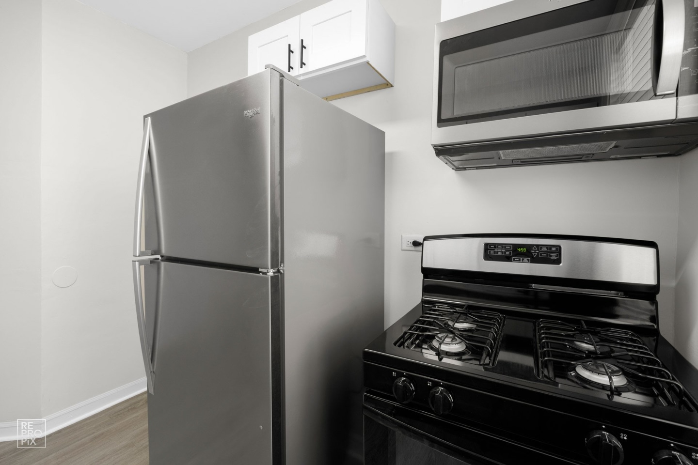 7609 S Coles Image 12