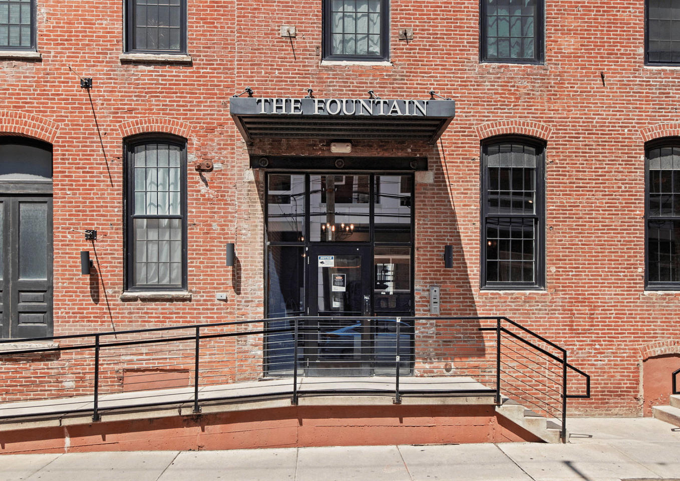The Fountain Building Image 8