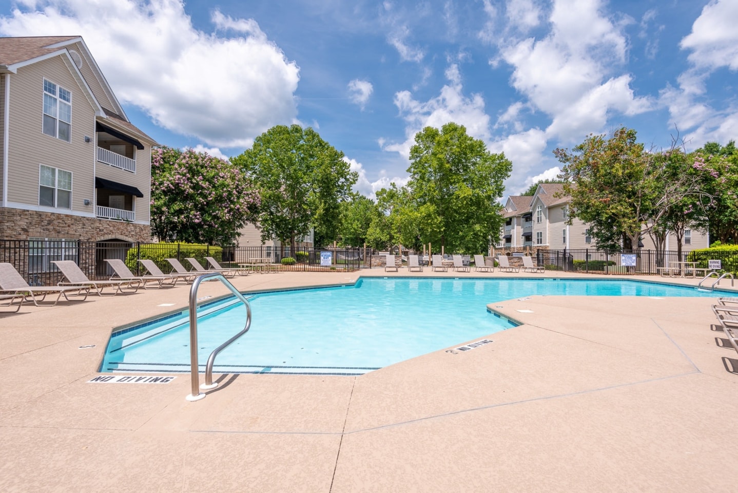 Allerton Place Apartments Image 11