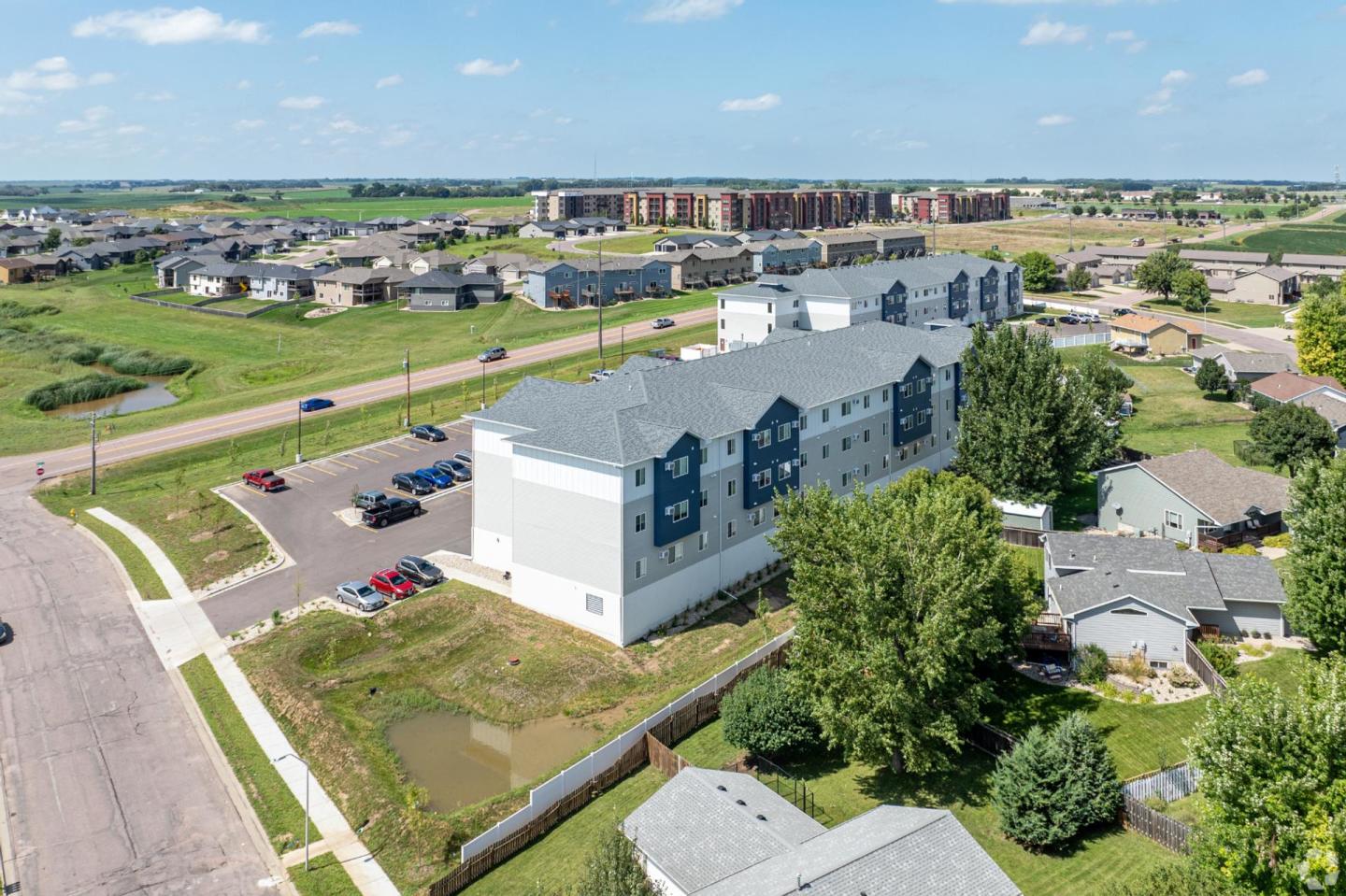 Marion Crossing Apartments Image 1