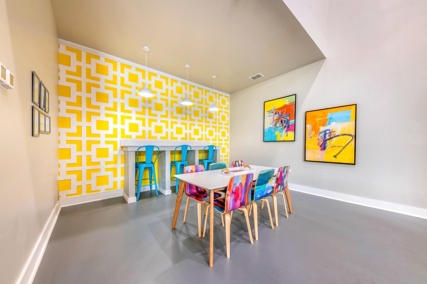 Alister Apartments Image 8