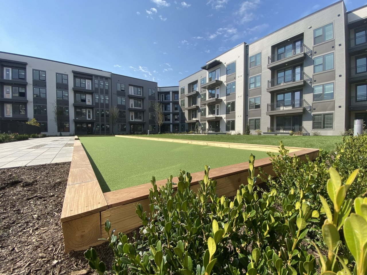 555 Flats Image 14