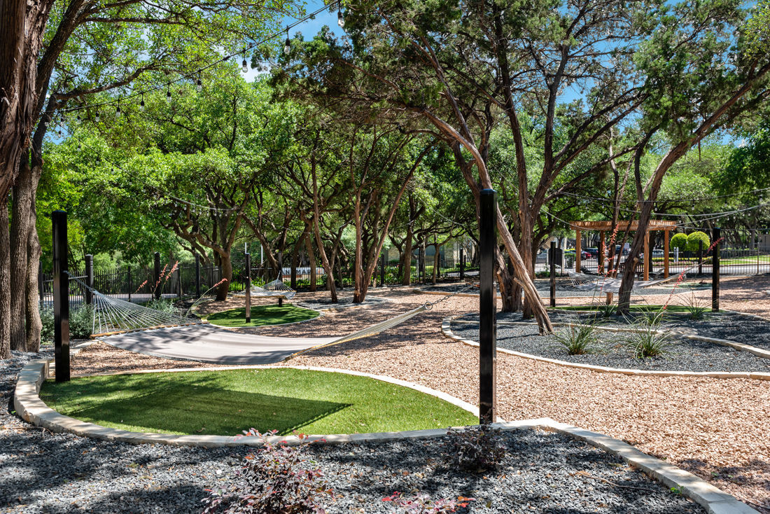 Landmark at Barton Creek Apartment Homes Image 17