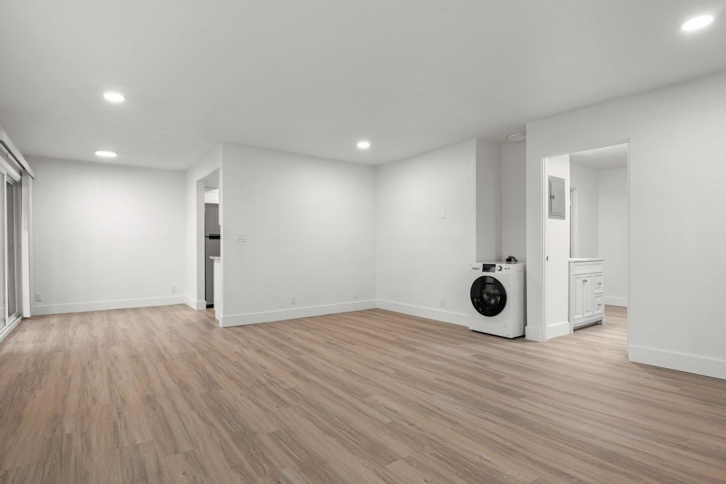 The Current 340 Image 2