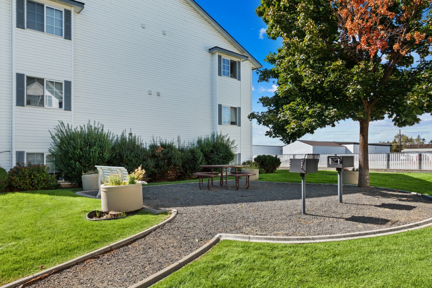 Farr Court Apartments Image 20