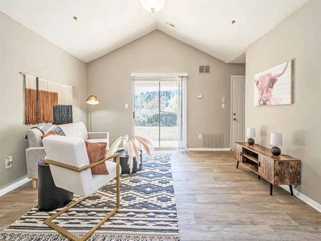 Lancaster Ridge Image 8