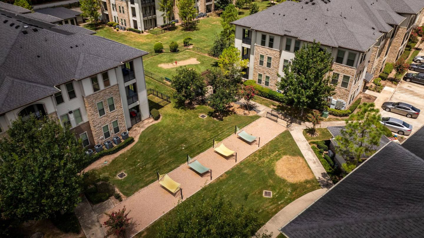 Olympus at Waterside Estates Image 6