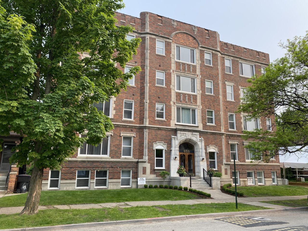 655 Hazelwood Image 3