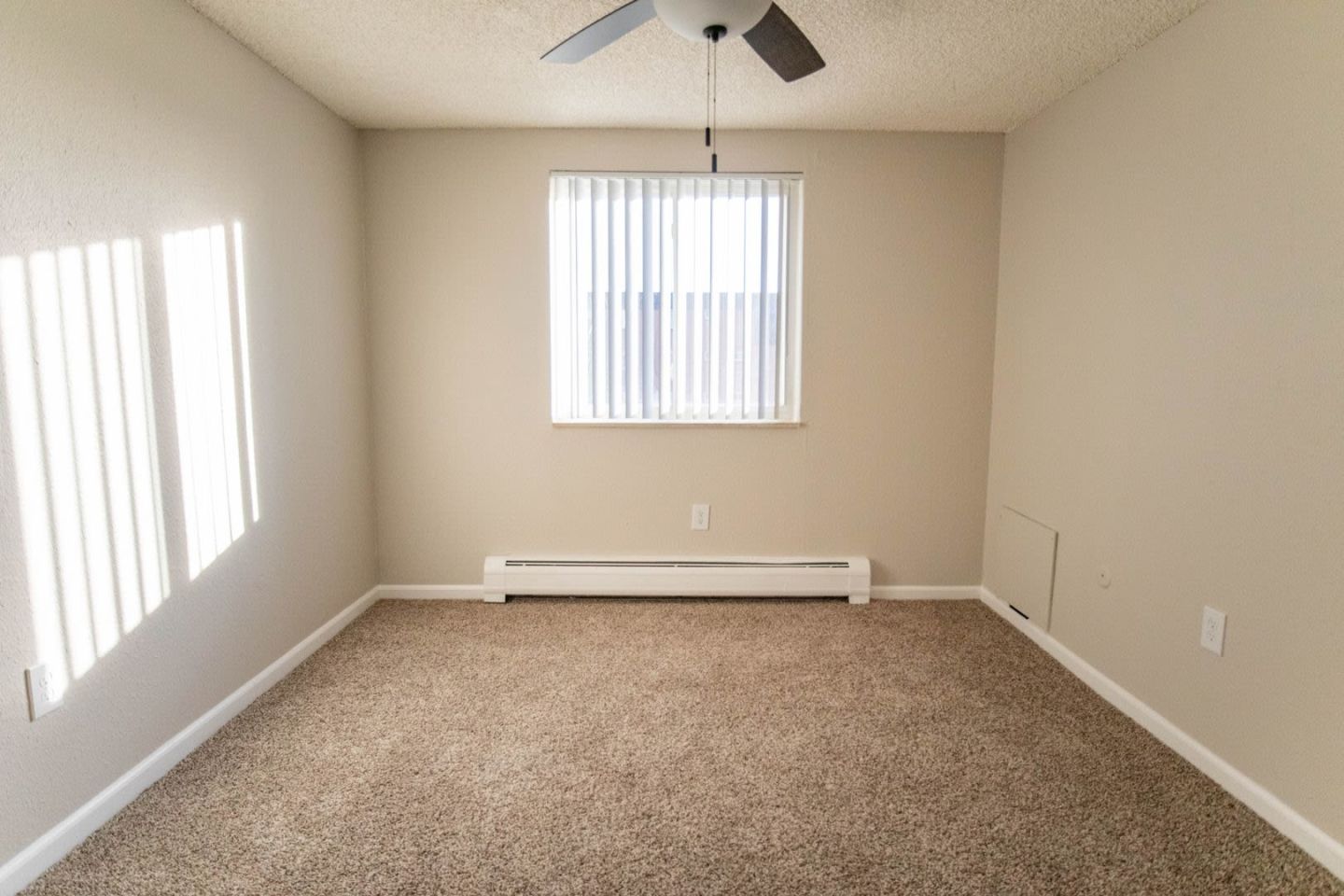Joliet Towers Apartments Image 28