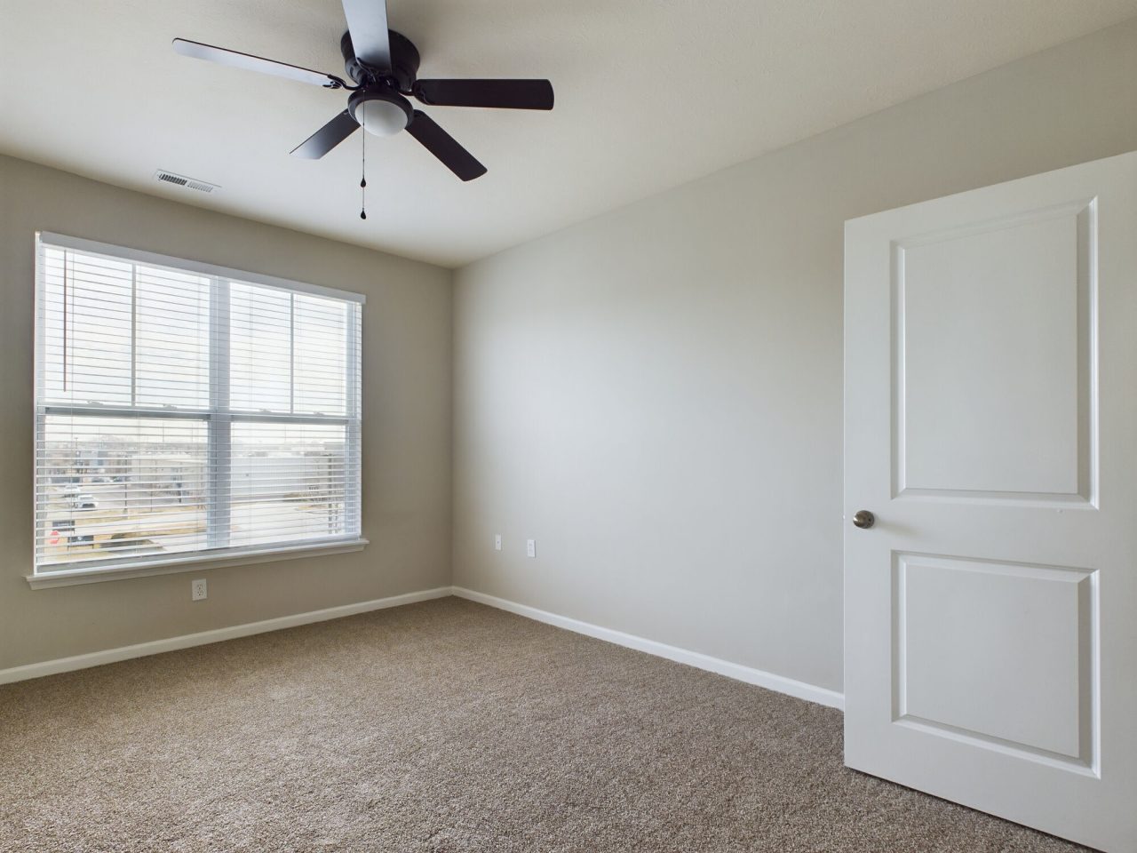 Oak Crossing Image 30