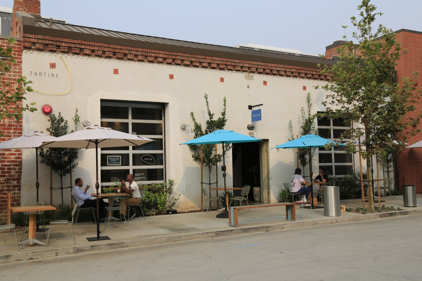 The Geffen Image 25