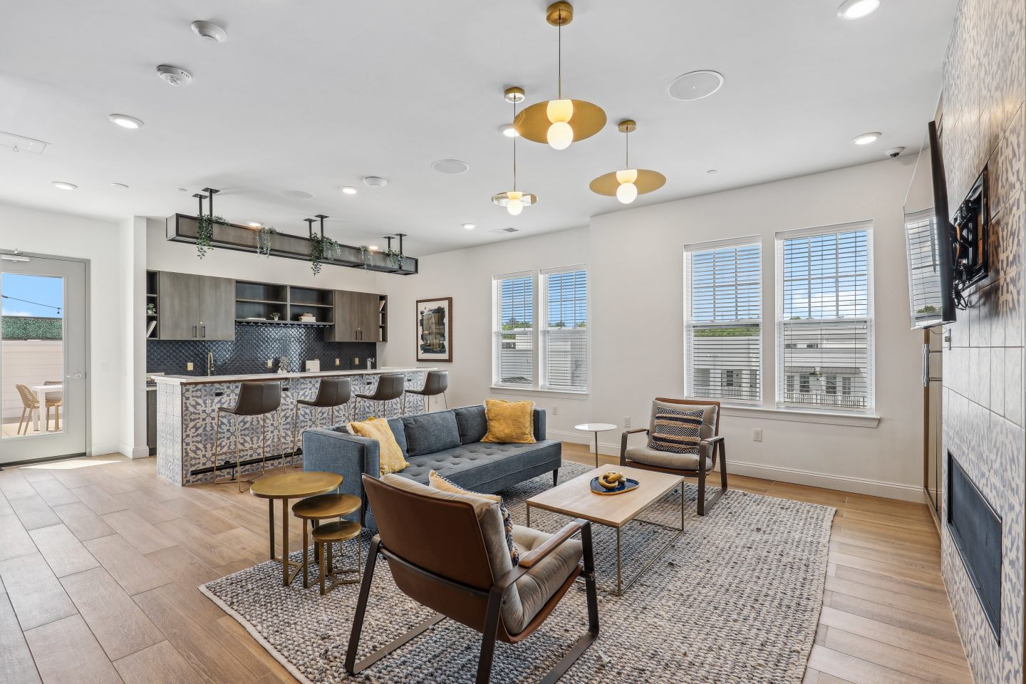 High Street View Luxury Apartments Image 16
