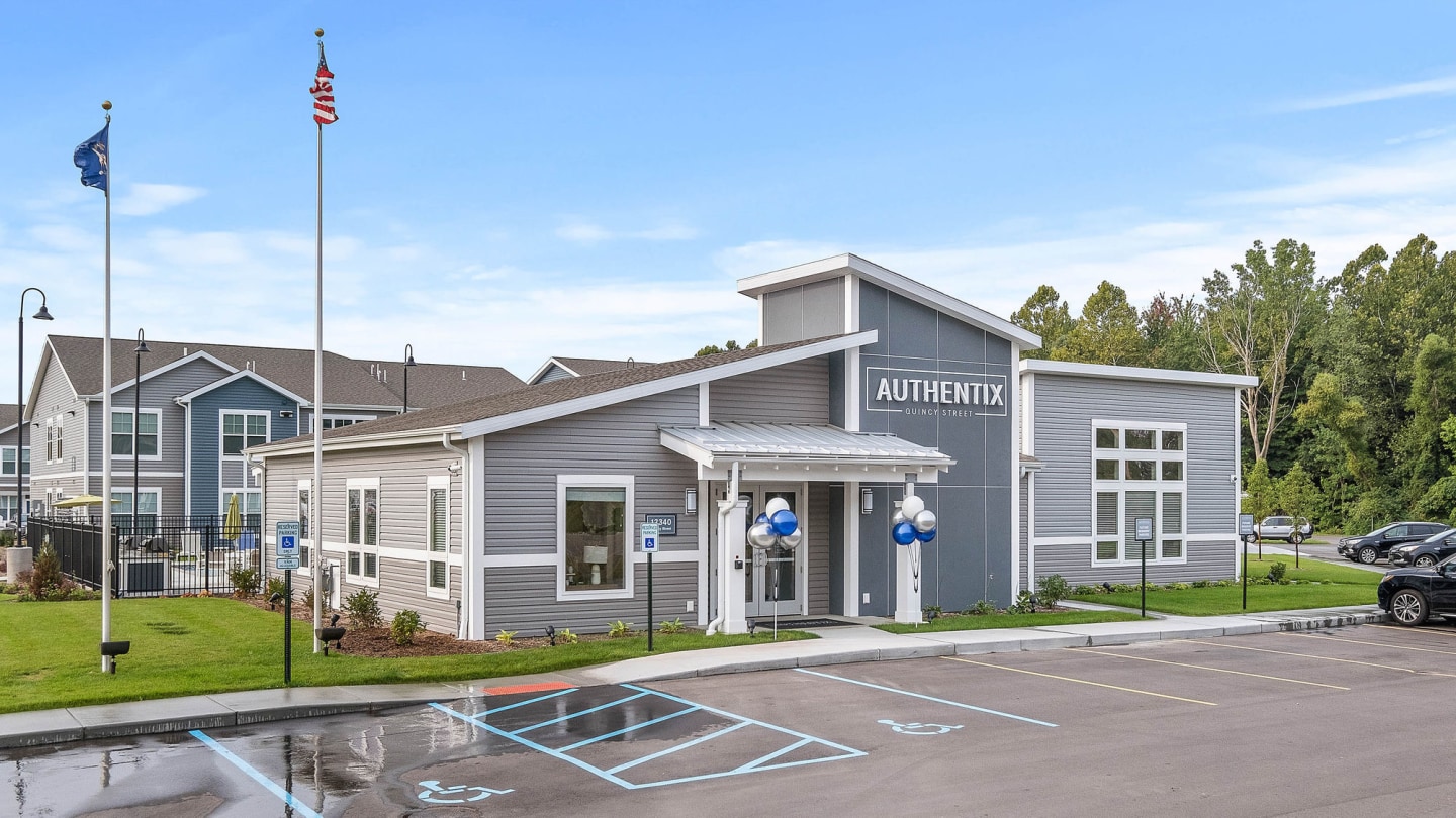 Authentix Quincy Street Image 31