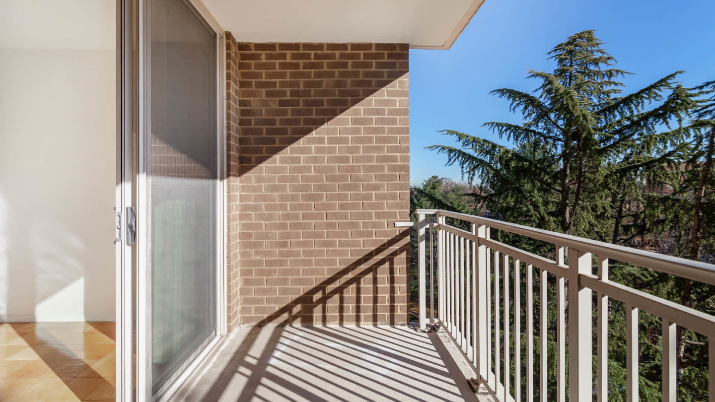 3003 Van Ness Image 30