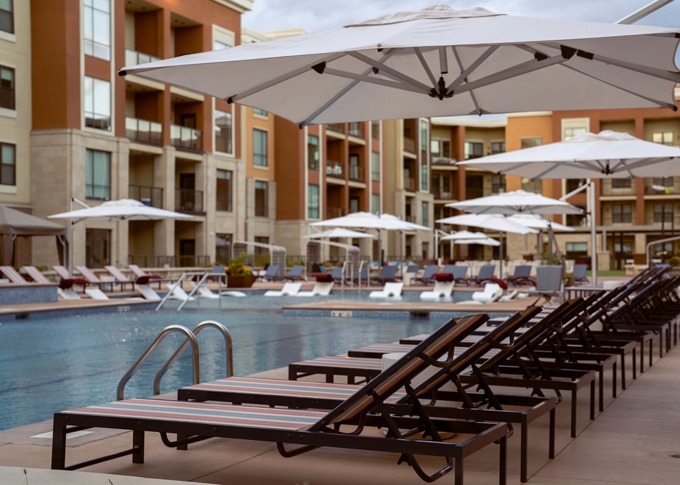 Residences at Galleria Image 41