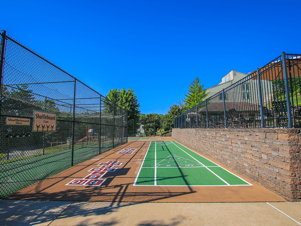 Village Royale Image 10