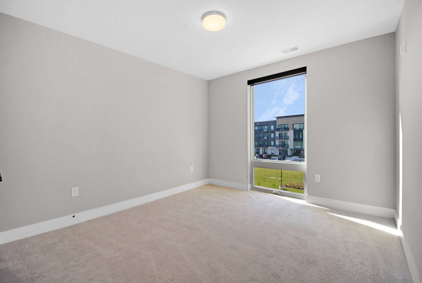 Forum Flats Image 32