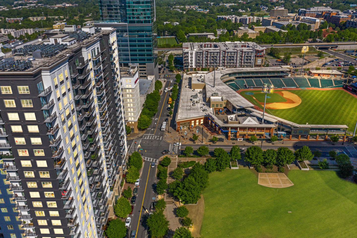Bell Uptown Charlotte Image 33