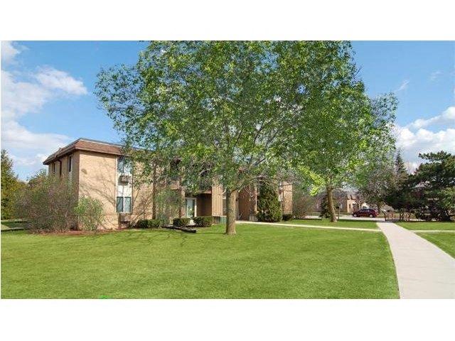 Carriage Way Apartments Image 7