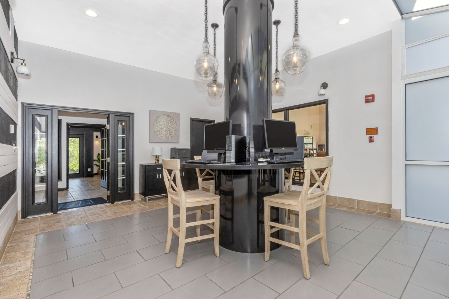 Valor Apartments Image 18