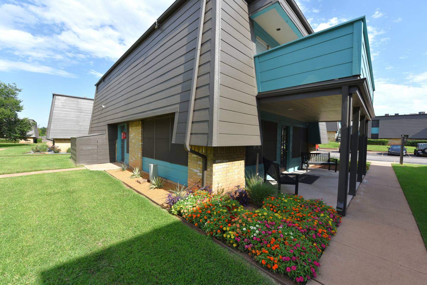 Raintree Meadows Apartment Homes Image 2