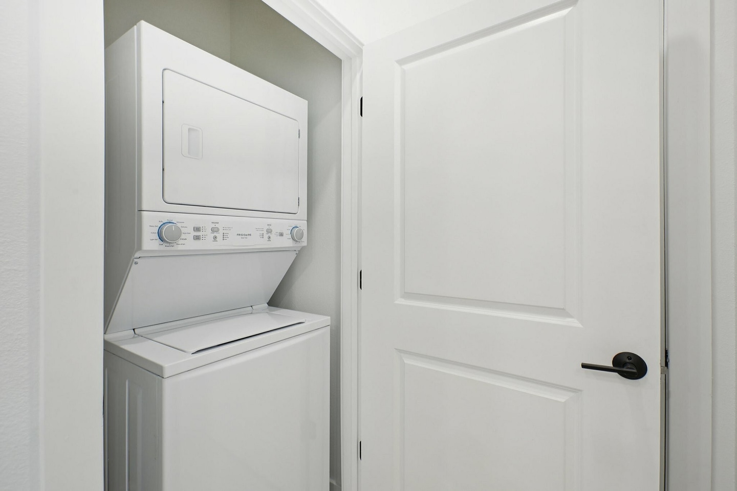 Evelyn City Lofts Image 13