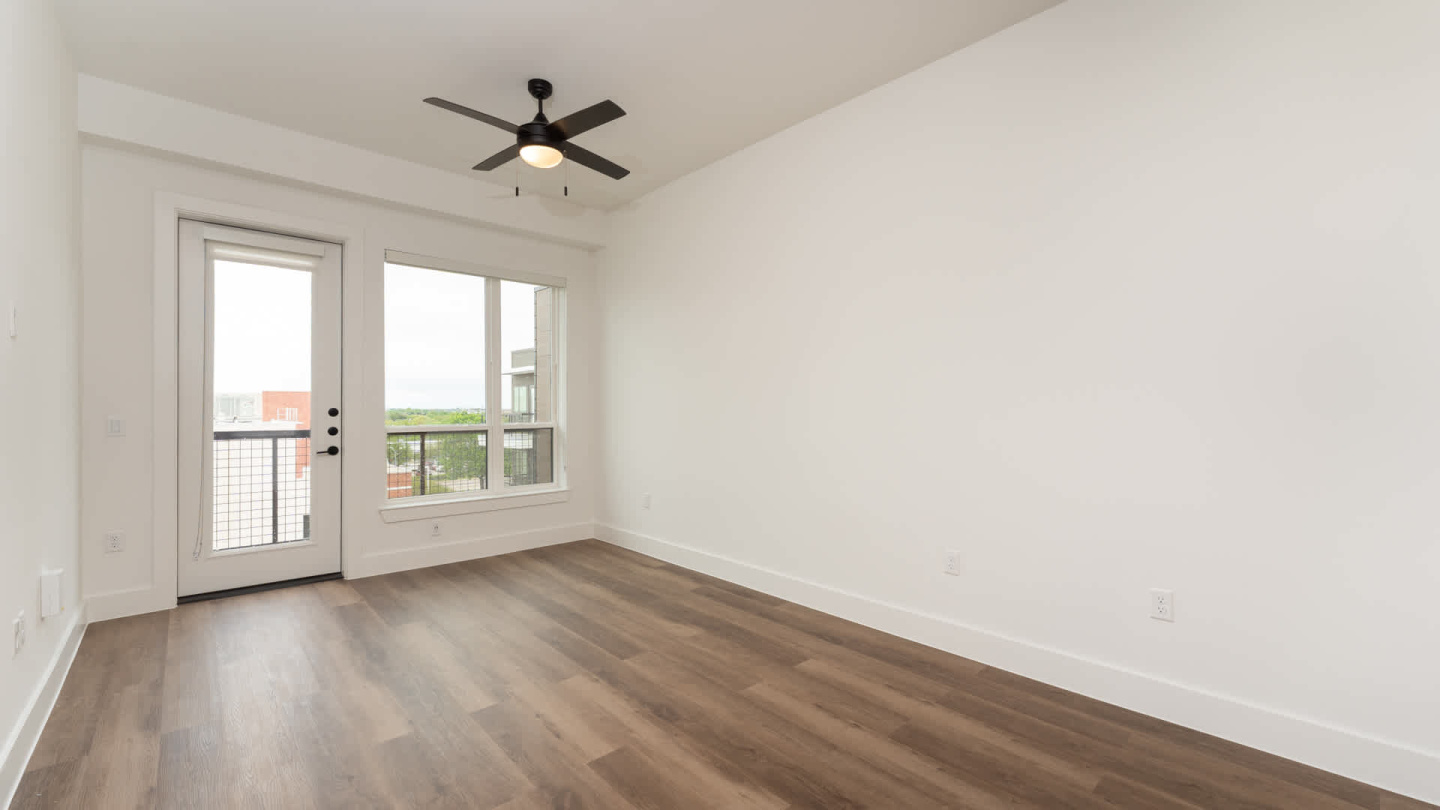 Lyle Apartments Image 33