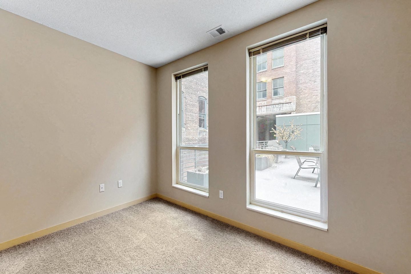 L14 Flats Image 53