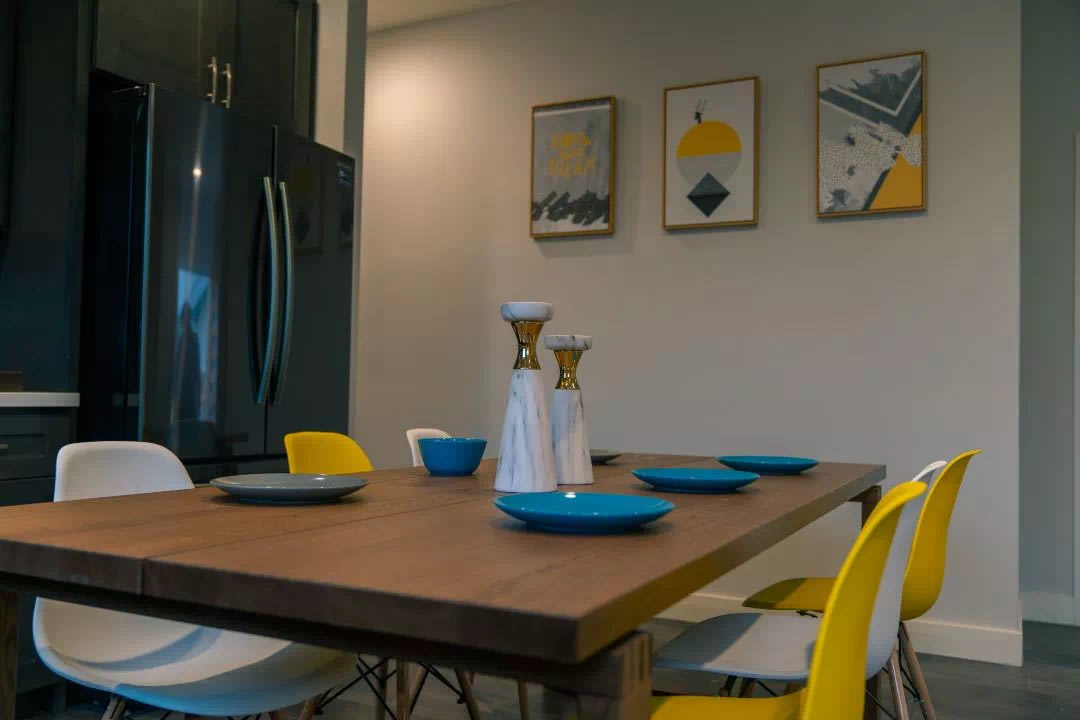 1451 W 36th Place - Co-Living Image 5