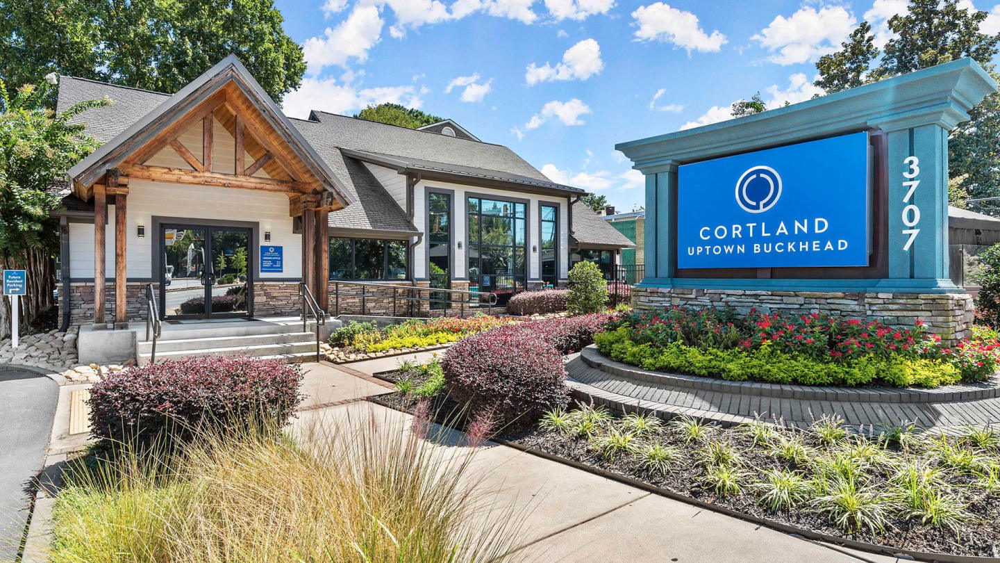 Cortland Uptown Buckhead Image 19