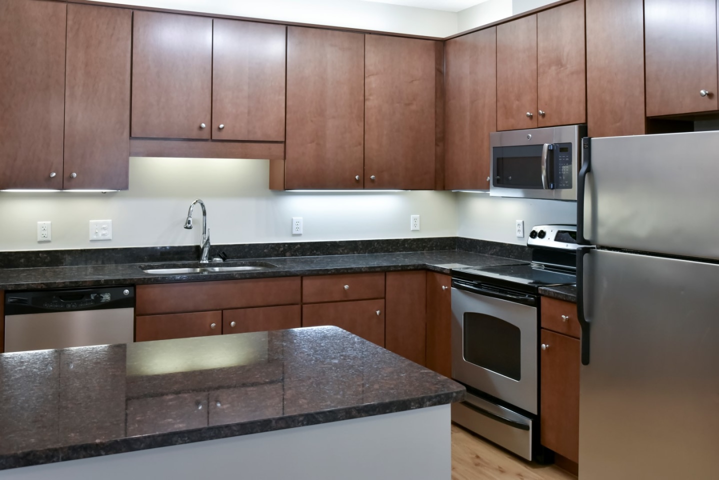 Cedar Pointe Townhomes Image 21