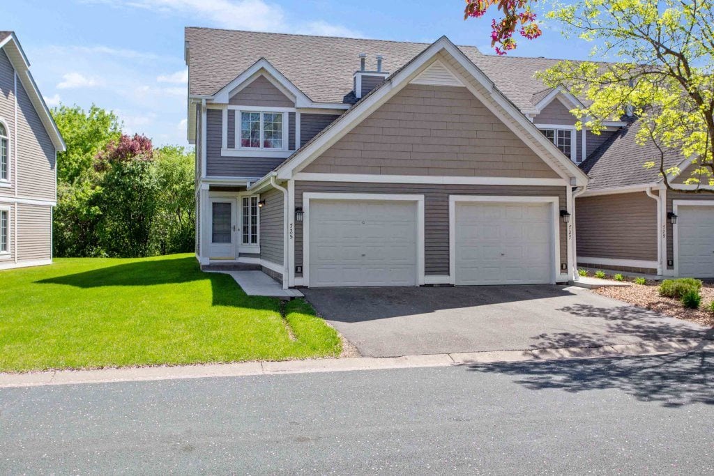 Seasons Villas Image 2
