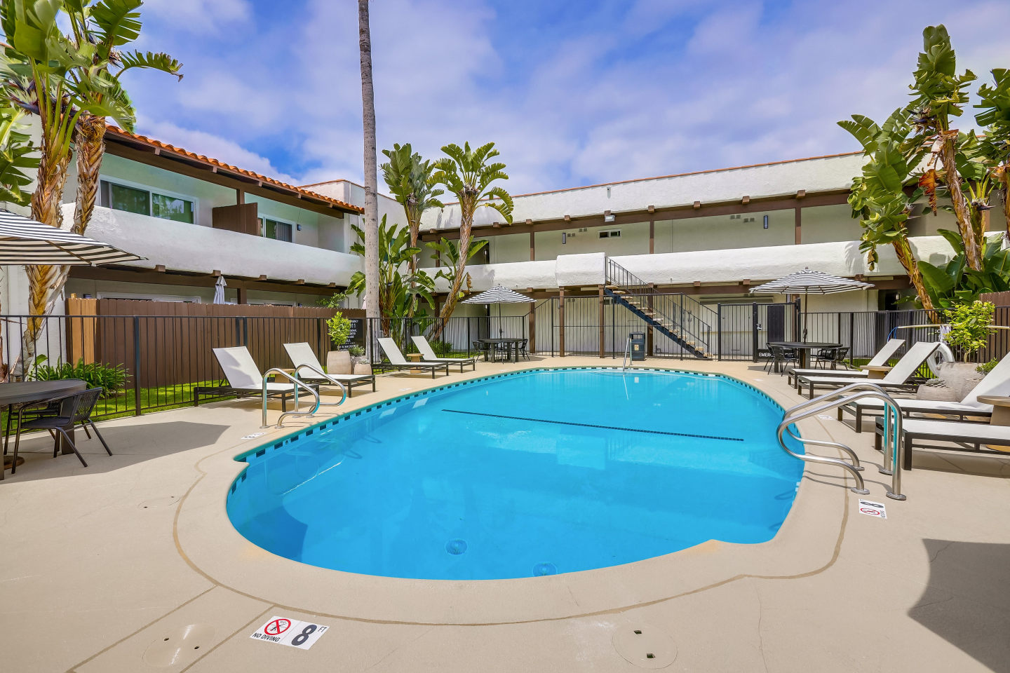 VIVA Apartment Homes Image 36
