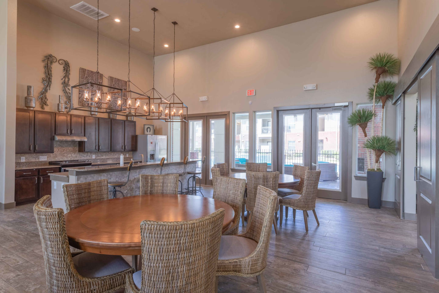 Century Palm Bluff Image 18