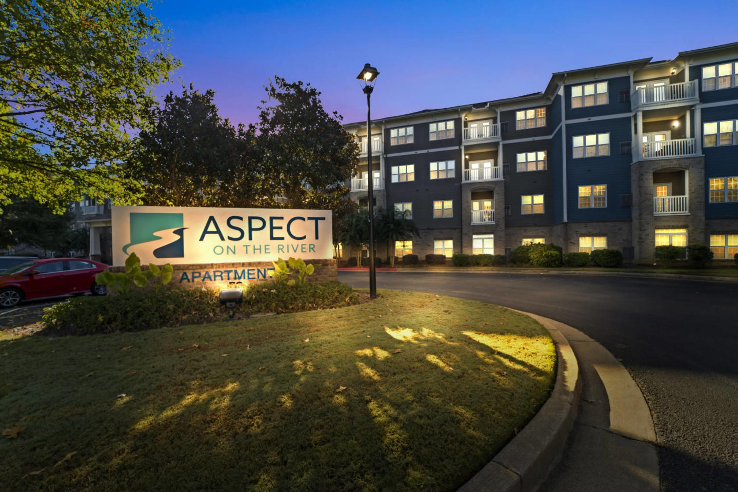 Aspect on the River Image 1
