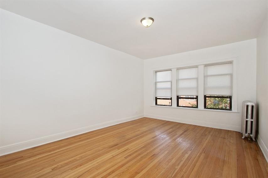 8259 S Elizabeth St Image 3