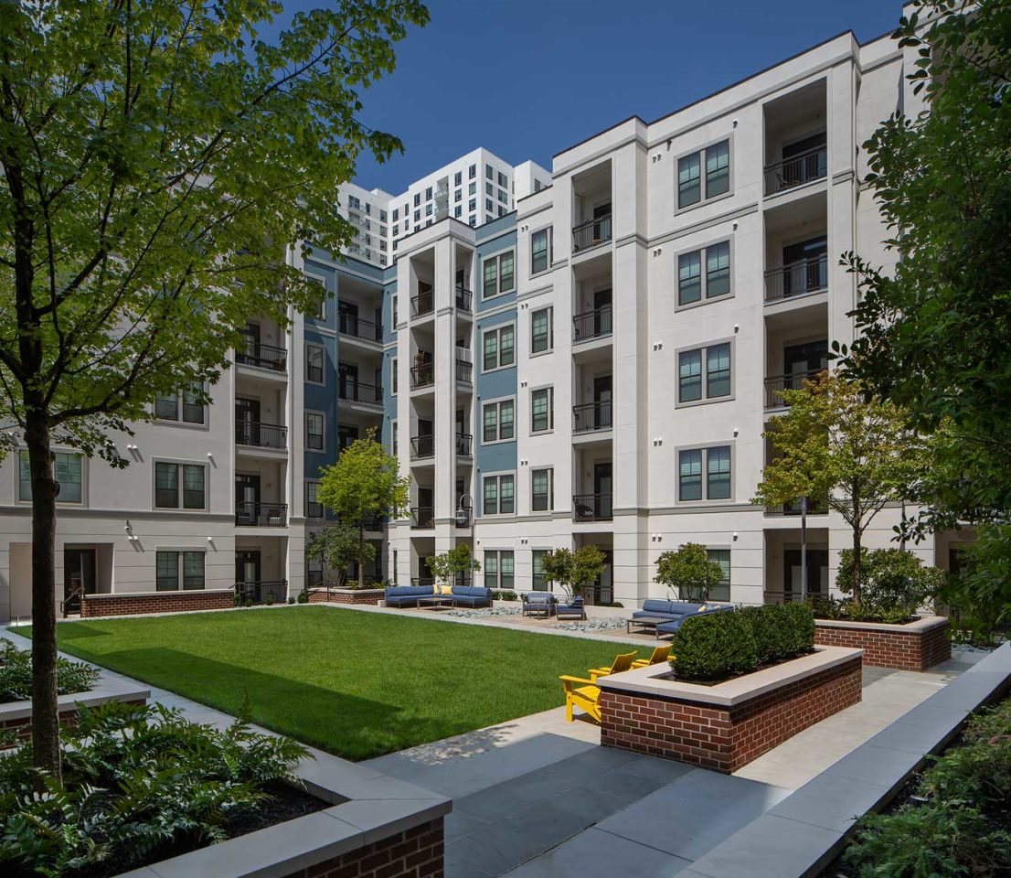 Elle of Buckhead Image 5