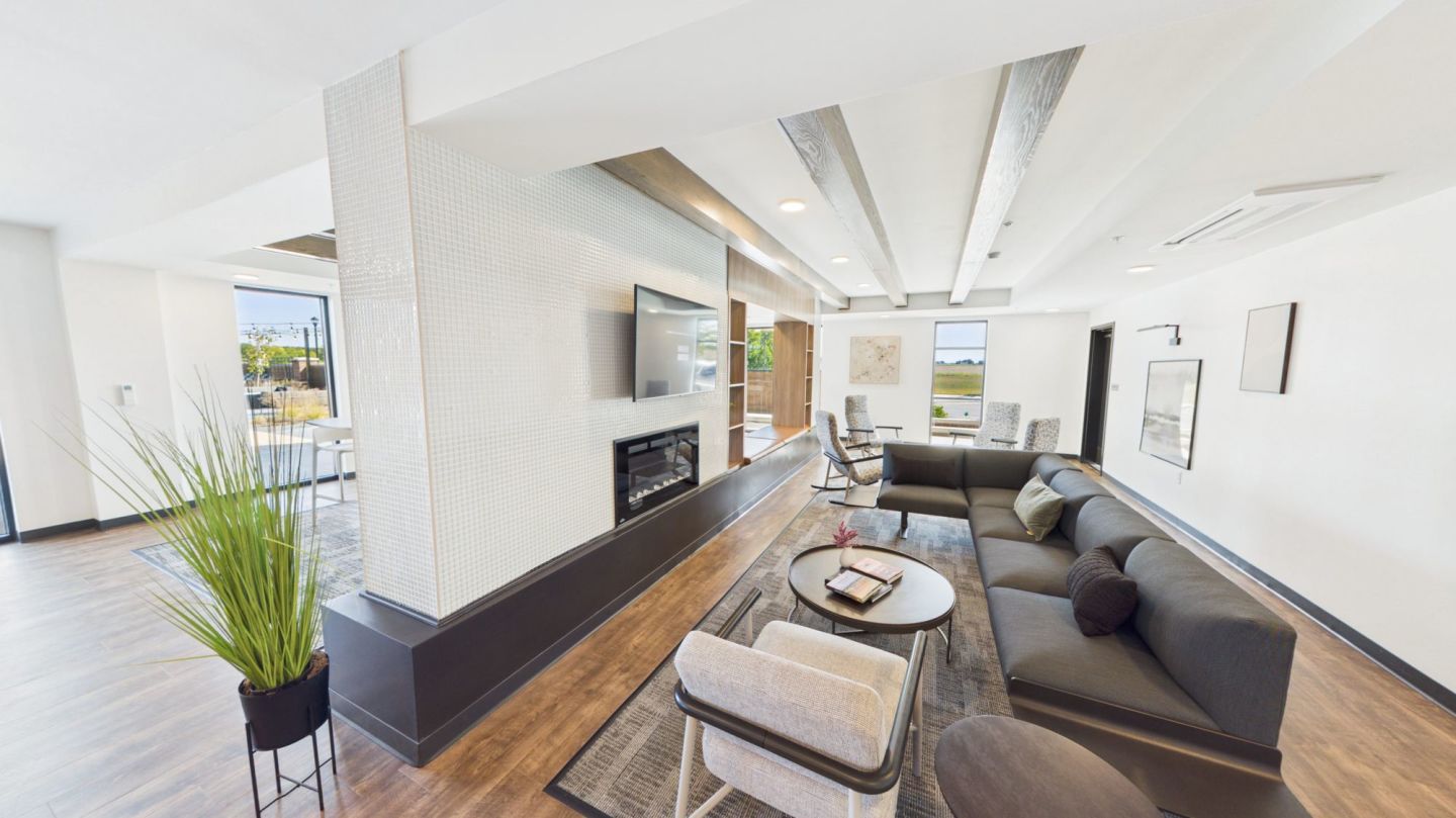 McCord Square Apartments and Retail Image 8