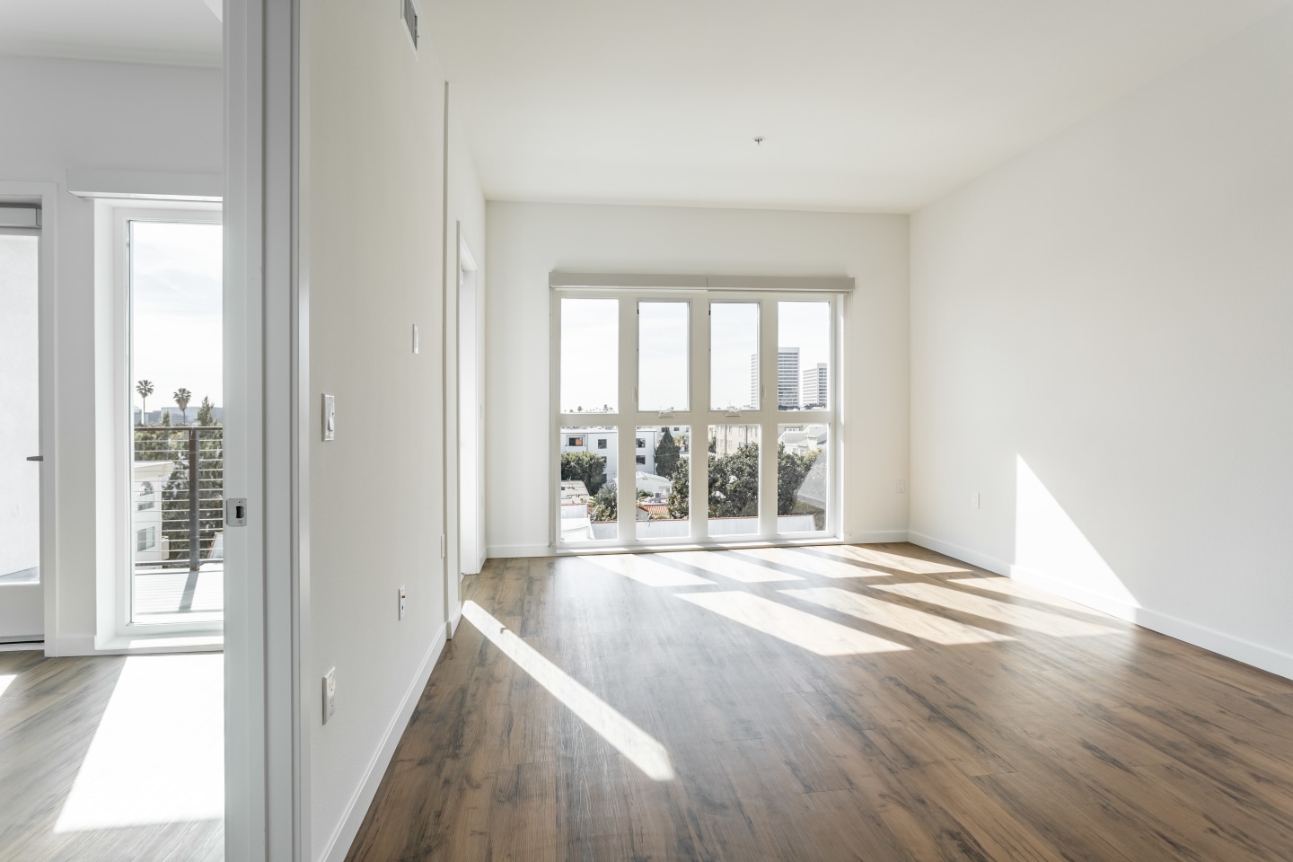 Maxwell Apartments Image 2