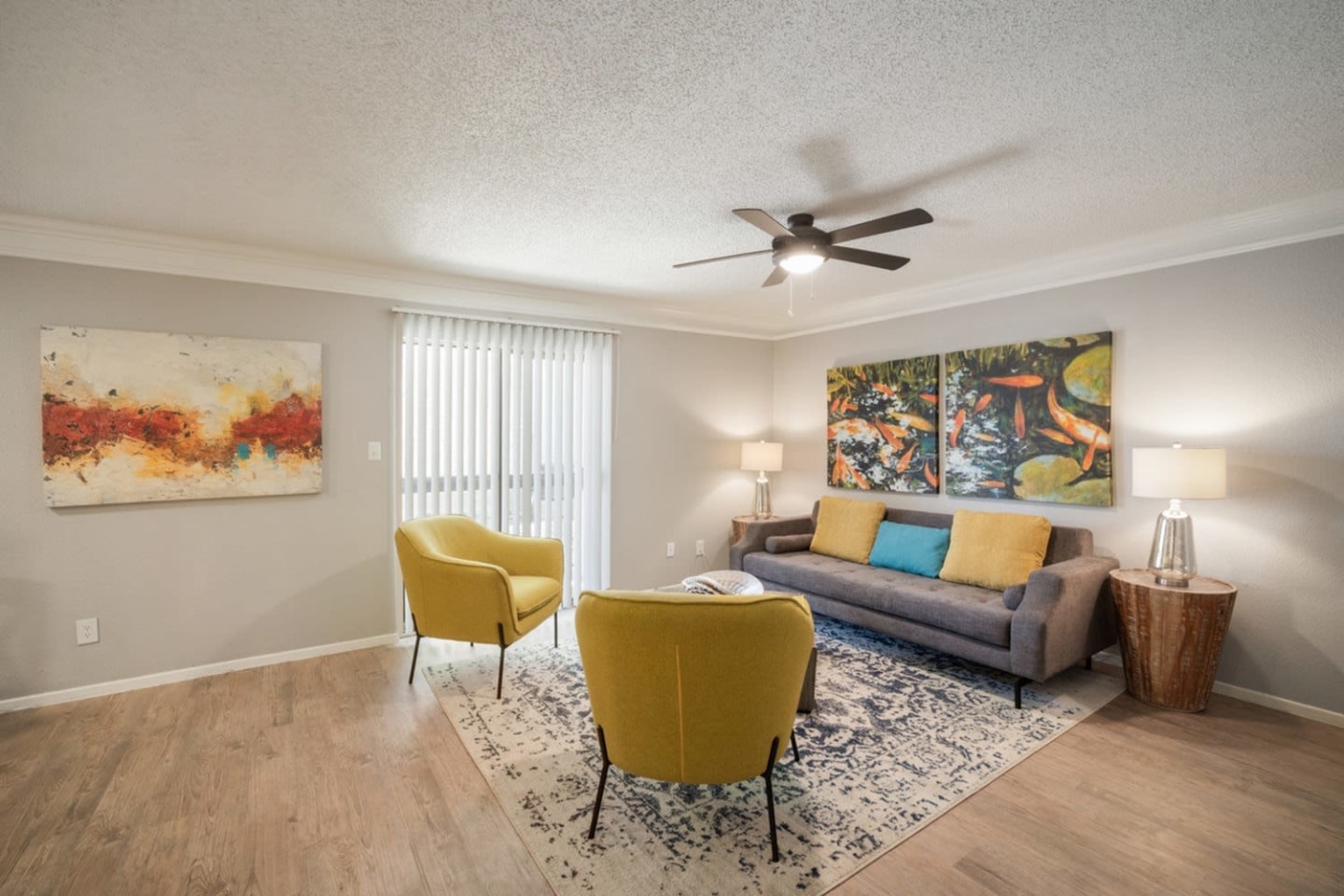Summit at Hyde Park Apartments Image 1