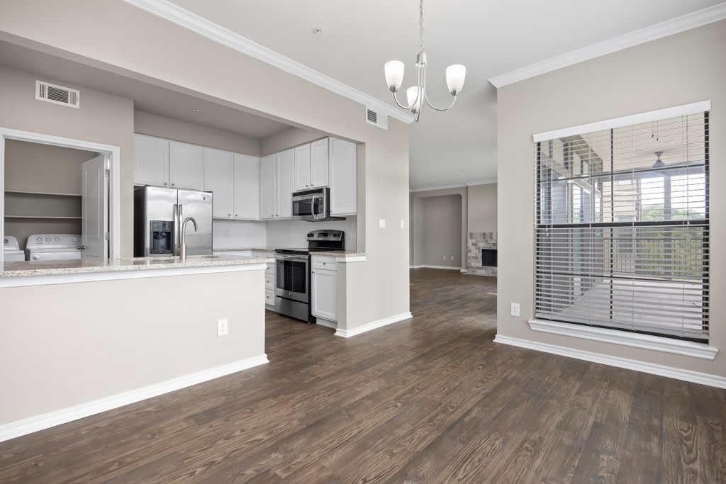 Waters Edge Apartment Homes Image 33