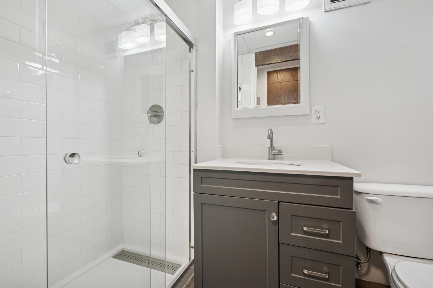 Academia Suites Image 4