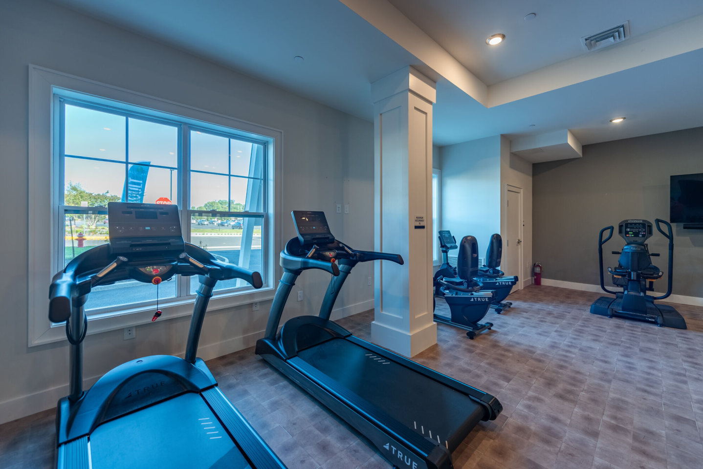 Acclaim at the Hill - Senior Living Image 11