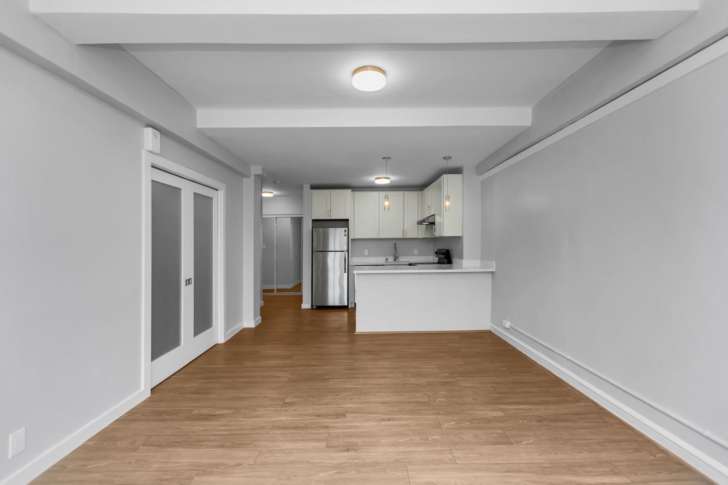 455 Hyde Image 13
