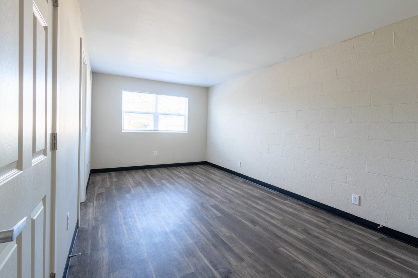 Pershing Place Image 20